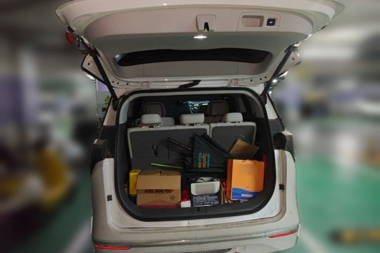 Used Buick GL8 2025 Lu Zun Deluxe Edition Trunk