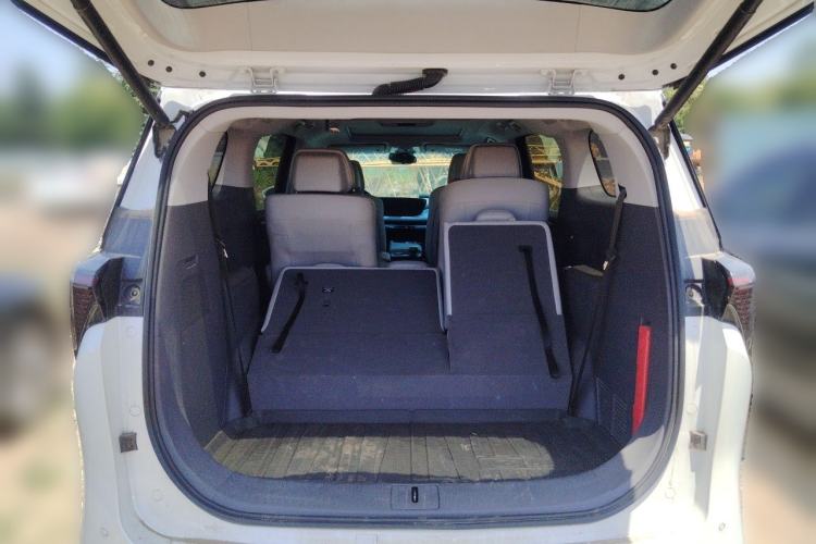 Used Buick GL8 2025 Lu Zun Smart Enjoyment Edition Trunk