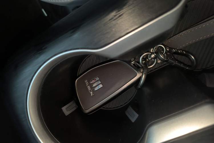 Used Buick GL8 2025 Lu Zun Deluxe Edition Vehicle Key