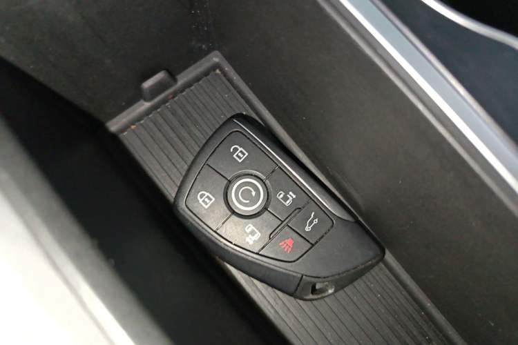 Used Buick GL8 2025 Lu Zun Smart Enjoyment Edition Vehicle Key