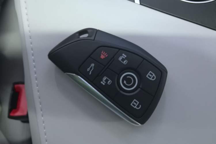Used Buick GL8 2025 Lu Zun Deluxe Edition Vehicle Key