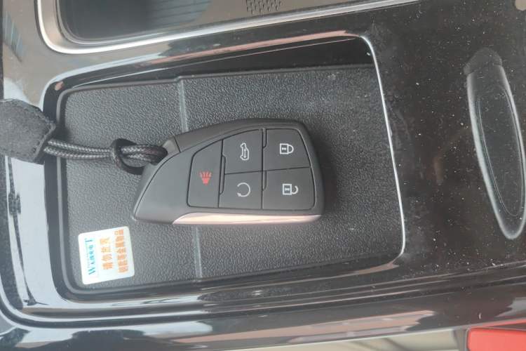 Used Buick GL8 2025 Model Land Cruiser Business Class Comfort DG Edition Vehicle Key