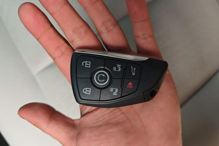 Used Buick GL8 2025 Lu Zun Smart Enjoyment & Yue Edition Vehicle Key