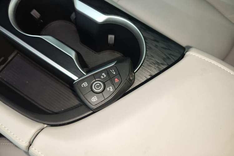 Used Buick GL8 2025 Lu Zun Smart Enjoyment Edition Vehicle Key