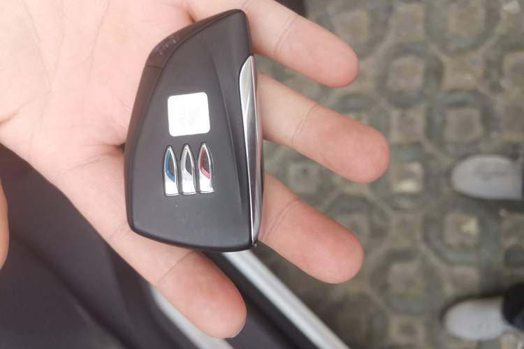 Used Buick GL8 2025 Lu Zun Deluxe Edition Vehicle Key