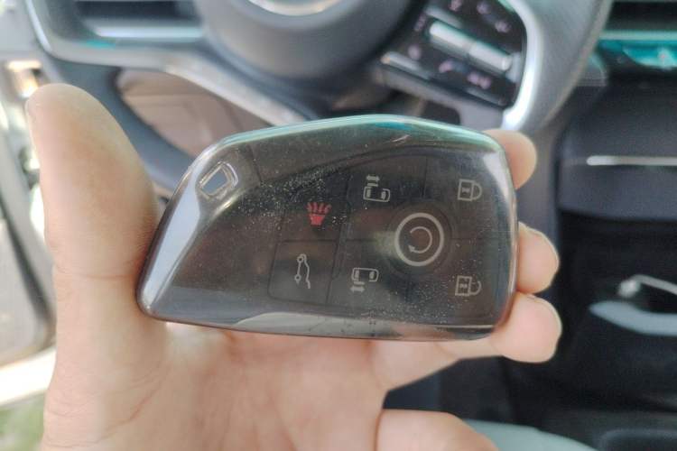 Used Buick GL8 2025 Lu Zun Smart Enjoyment Edition Vehicle Key