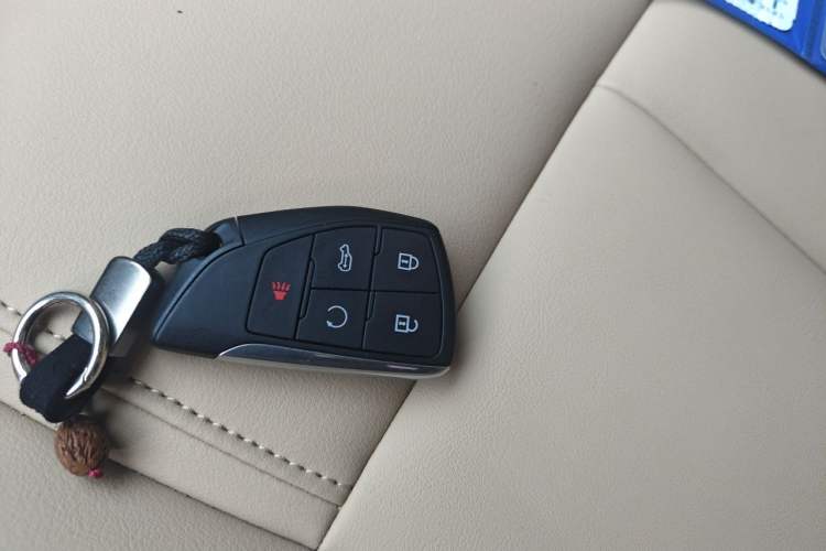 Used Buick GL8 2025 Model Land Executive Class First-Adoption Edition Vehicle Key