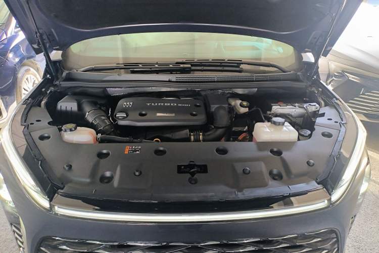 Used Buick GL8 2026 Model Lu Zun Luxury Edition Engine Bay