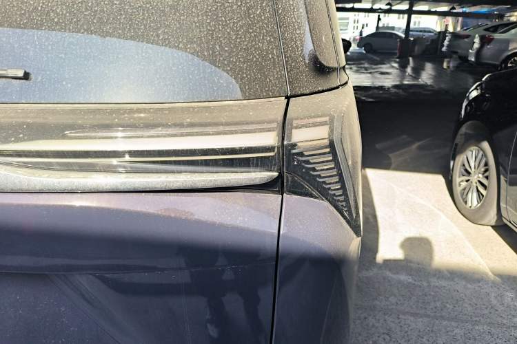 Used Buick GL8 2026 Model Lu Zun Luxury Edition Exterior 6