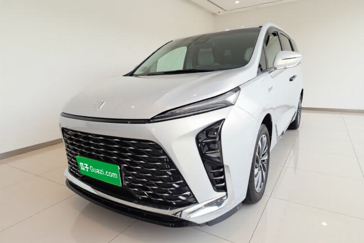 Buick GL8 2026 Model Lu Zun Luxury Edition