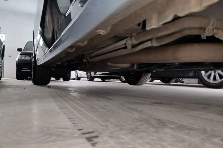 Used Buick GL8 2026 Model Lu Zun Smart Enjoyment Edition Right Side Sill
