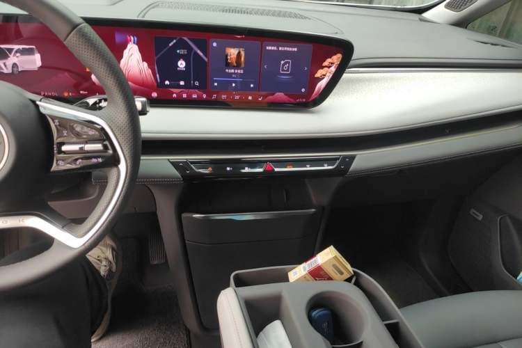 Used Buick GL8 2026 Model Lu Zun Prestige Edition Audio And AC Panel
