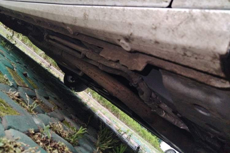 Used Buick GL8 2026 Model Lu Zun Prestige Edition Chassis Front Right