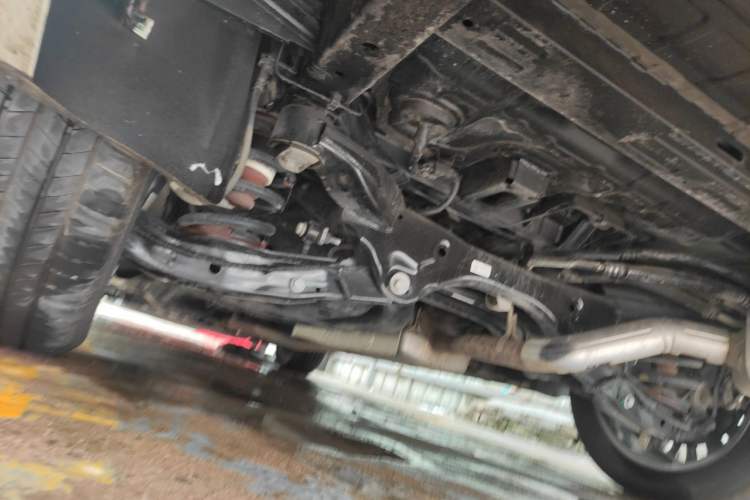 Used Buick GL8 2026 Model Lu Zun Prestige Edition Chassis Rear Left