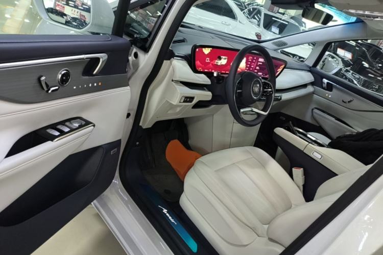 Used Buick GL8 2026 Model Lu Zun Luxury Edition Driver Seat