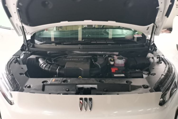 Used Buick GL8 2026 Model Land Rover Business Class Comfort DG Edition Engine Bay