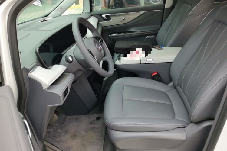 Used Buick GL8 2026 Model Lu Zun Smart Enjoyment Edition Left Front Seat