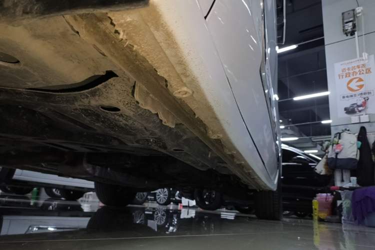 Used Buick GL8 2026 Model Lu Zun Luxury Edition Left Side Sill