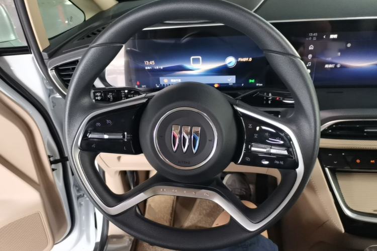 Used Buick GL8 2026 Model Land Rover Business Class Comfort DG Edition Steering Wheel