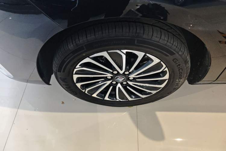 Used Buick GL8 New Energy 2025 Lu Shang Luxury Edition 7-Seater Exterior 7