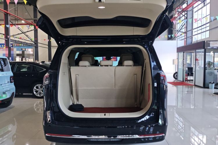 Used Buick GL8 New Energy 2025 Lu Shang Luxury Edition 7-Seater Trunk