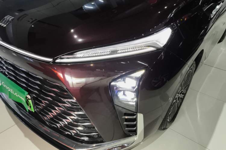 Used Buick GL8 New Energy 2024 Lu Zun Luxury Edition 7-Seater Left Front Headlight