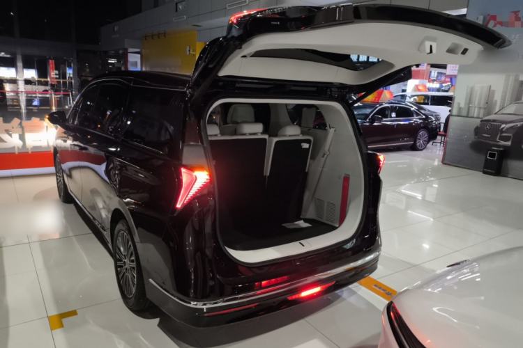 Used Buick GL8 New Energy 2024 Lu Zun Luxury Edition 7-Seater Trunk