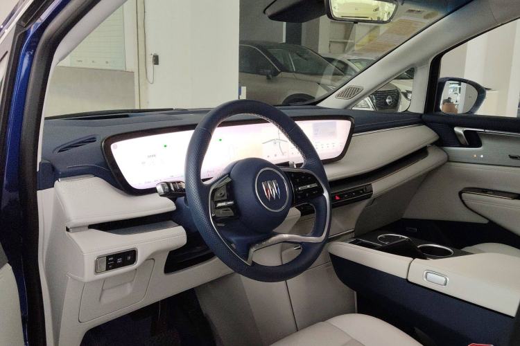 Used Buick GL8 New Energy 2024 Lu Zun Luxury Edition 7-Seater Center Console
