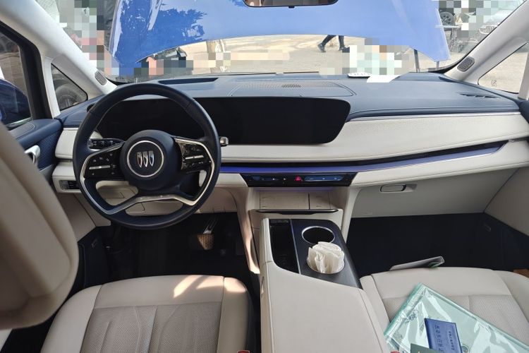 Used Buick GL8 New Energy 2024 Lu Zun Luxury Edition 6-Seater Center Console