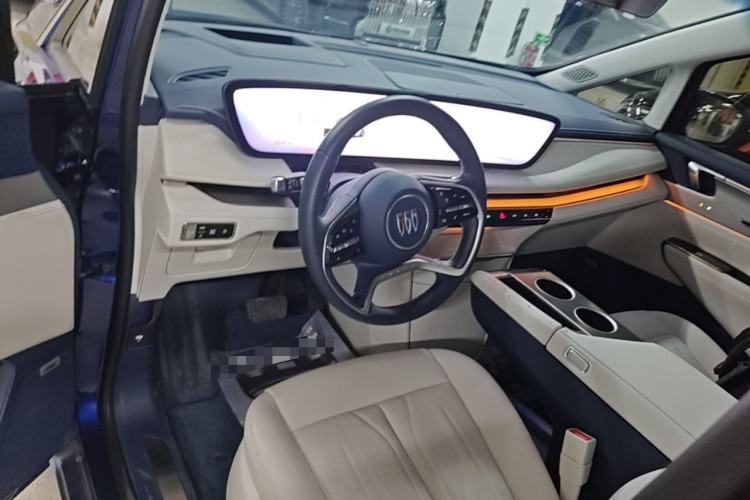 Used Buick GL8 New Energy 2024 Lu Zun Luxury Edition 6-Seater Center Console