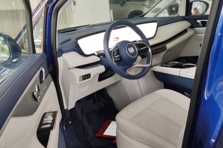 Used Buick GL8 New Energy 2024 Lu Zun Luxury Edition 7-Seater Driver Seat