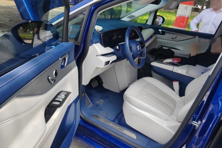 Used Buick GL8 New Energy 2024 Lu Zun Luxury Edition 6-Seater Driver Seat
