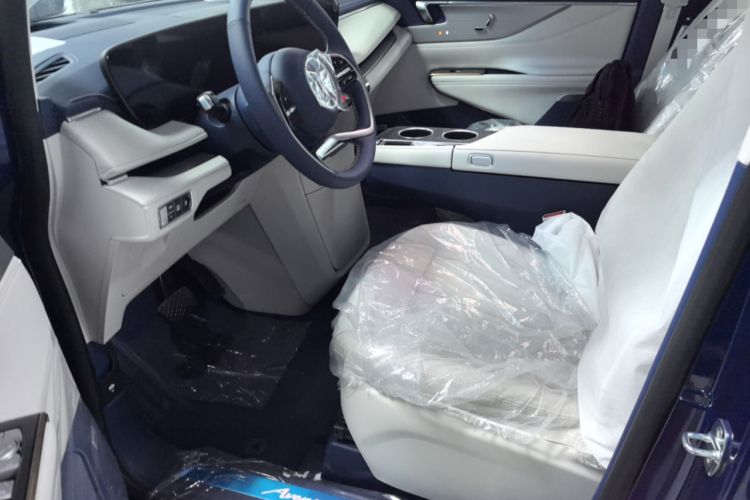 Used Buick GL8 New Energy 2024 Lu Zun Luxury Edition 7-Seater Driver Seat