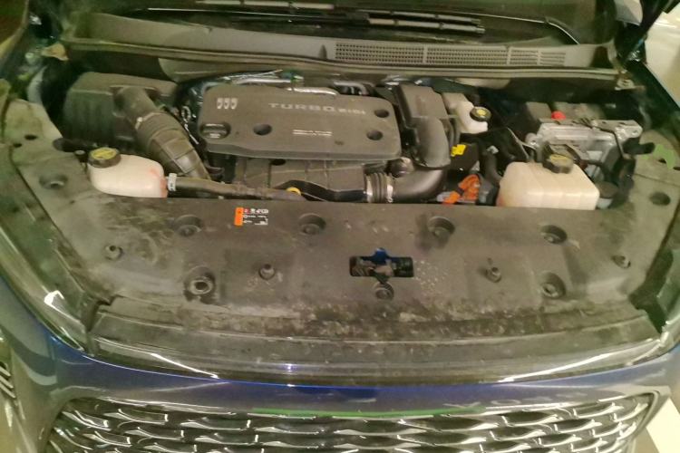 Used Buick GL8 New Energy 2024 Lu Zun Luxury Edition 7-Seater Engine Bay