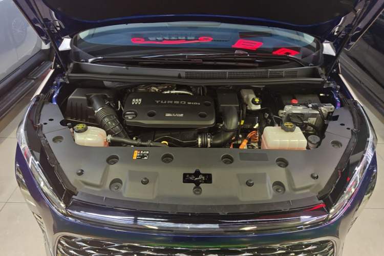 Used Buick GL8 New Energy 2024 Lu Zun Luxury Edition 7-Seater Engine Bay