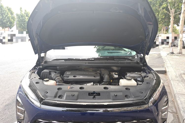 Used Buick GL8 New Energy 2024 Lu Zun Luxury Edition 6-Seater Engine Bay