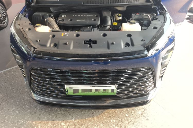 Used Buick GL8 New Energy 2024 Lu Zun Luxury Edition 7-Seater Engine Bay