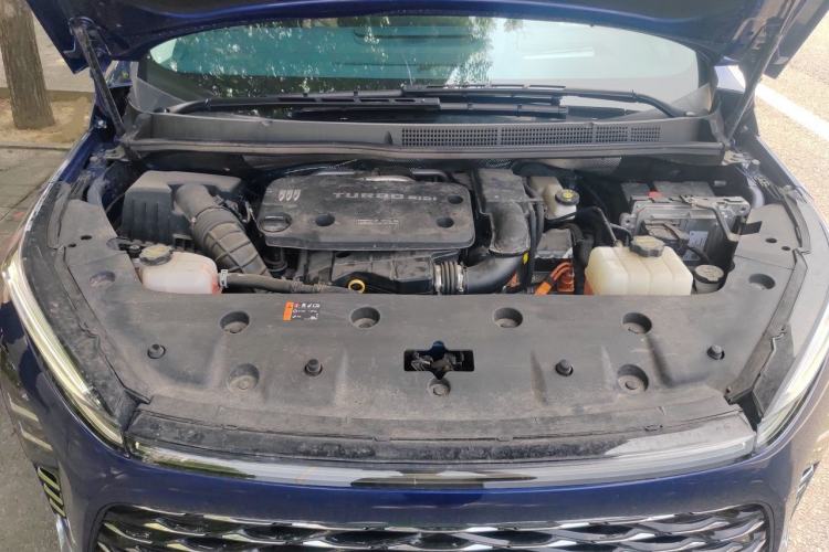 Used Buick GL8 New Energy 2024 Lu Zun Luxury Edition 6-Seater Engine Bay