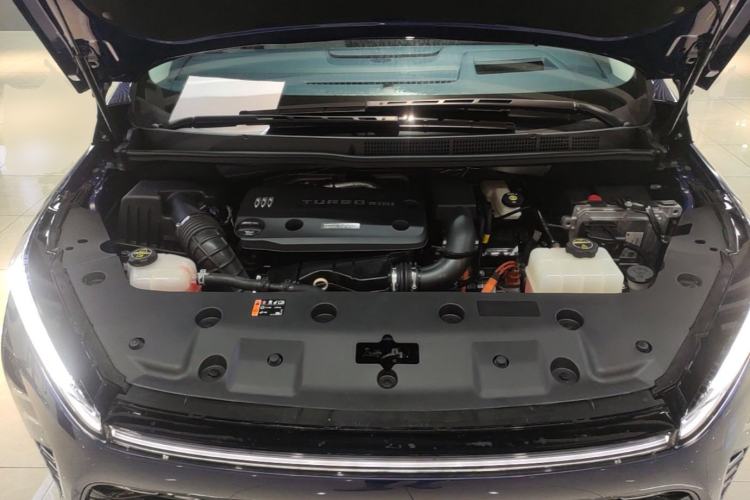 Used Buick GL8 New Energy 2024 Lu Zun Luxury Edition 6-Seater Engine Bay