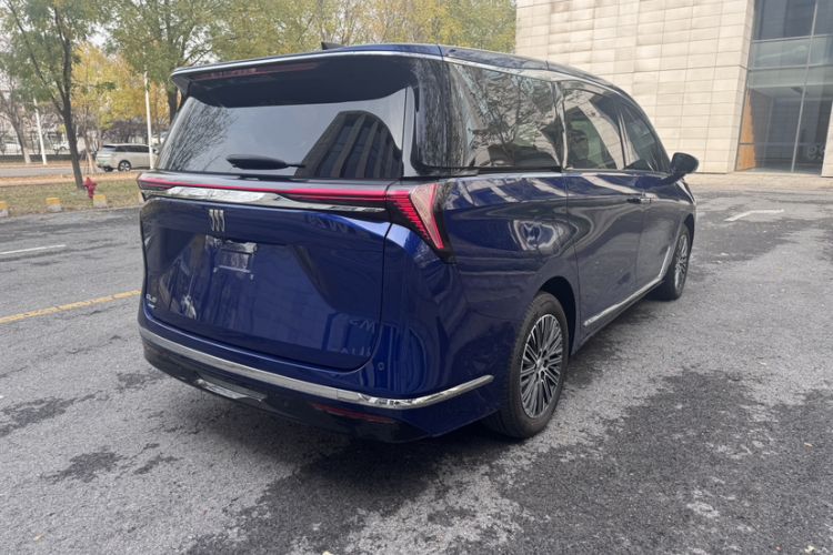 Used Buick GL8 New Energy 2024 Lu Zun Luxury Edition 6-Seater Exterior 3