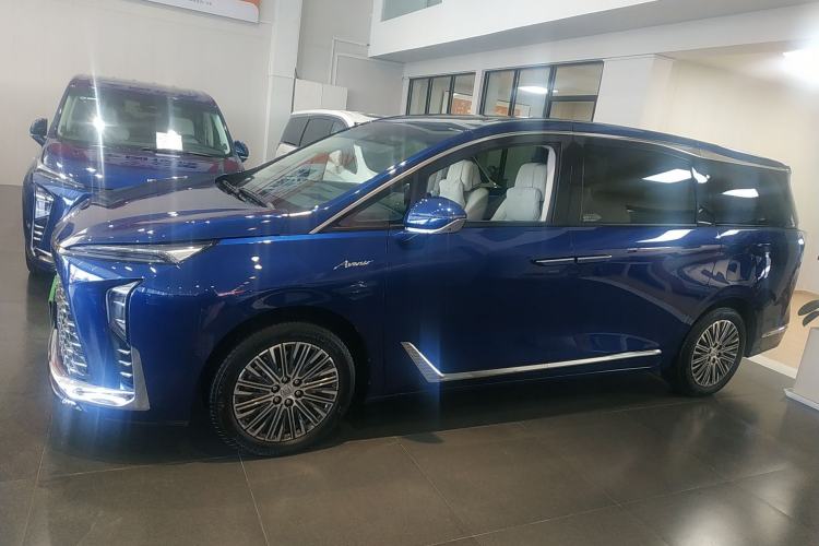 Used Buick GL8 New Energy 2024 Lu Zun Luxury Edition 6-Seater Exterior 3
