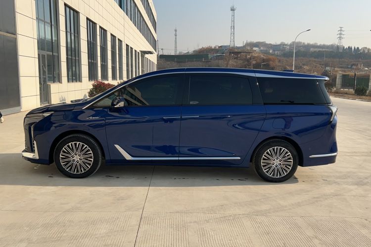 Used Buick GL8 New Energy 2024 Lu Zun Luxury Edition 7-Seater Exterior 5