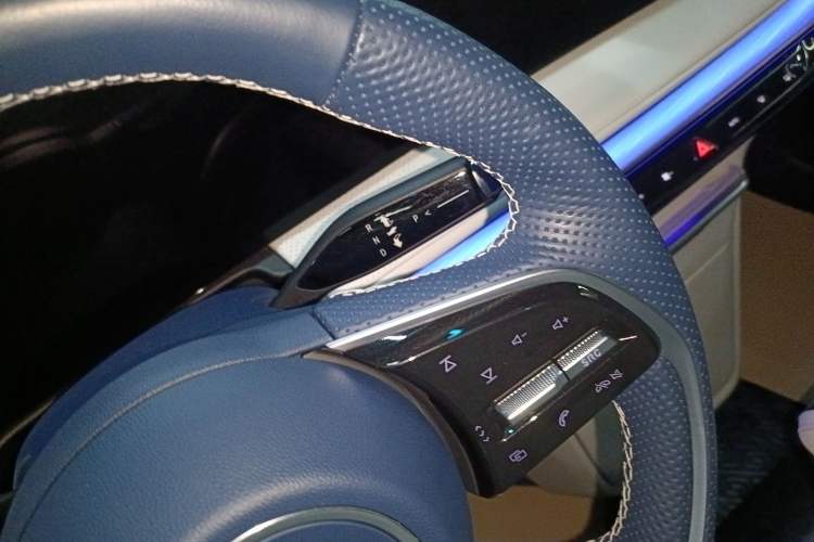 Used Buick GL8 New Energy 2024 Lu Zun Luxury Edition 7-Seater Gear Lever