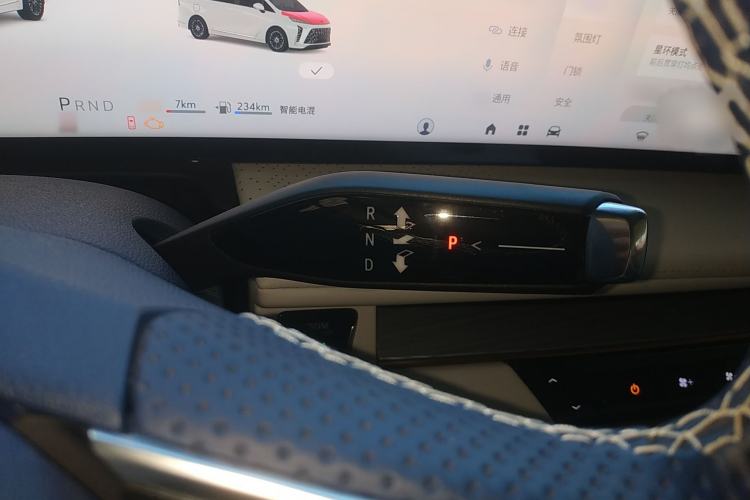 Used Buick GL8 New Energy 2024 Lu Zun Luxury Edition 6-Seater Gear Lever