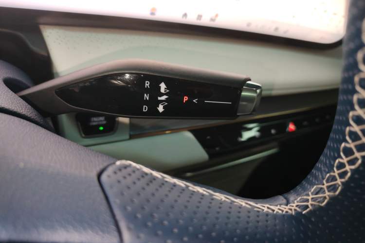 Used Buick GL8 New Energy 2024 Lu Zun Luxury Edition 7-Seater Gear Lever