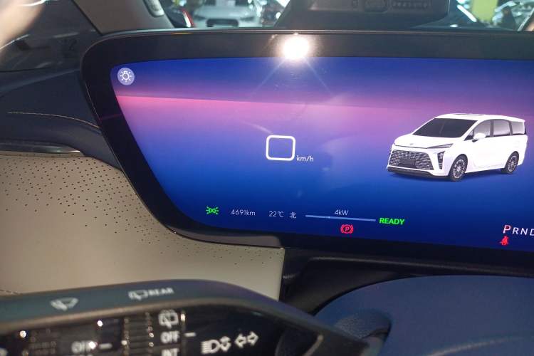 Used Buick GL8 New Energy 2024 Lu Zun Luxury Edition 7-Seater Instrument Cluster