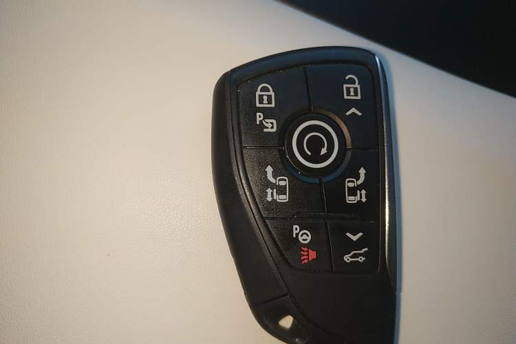 Used Buick GL8 New Energy 2024 Lu Zun Luxury Edition 6-Seater Interior 1