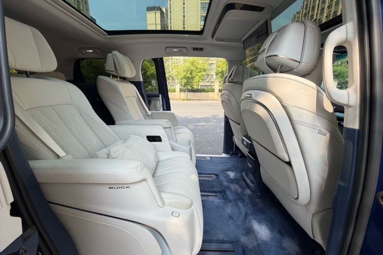 Used Buick GL8 New Energy 2024 Lu Zun Luxury Edition 6-Seater Interior 2