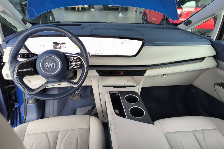 Used Buick GL8 New Energy 2024 Lu Zun Luxury Edition 7-Seater Interior 2