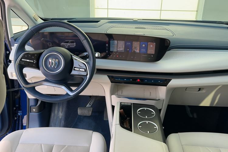 Used Buick GL8 New Energy 2024 Lu Zun Luxury Edition 7-Seater Interior 3